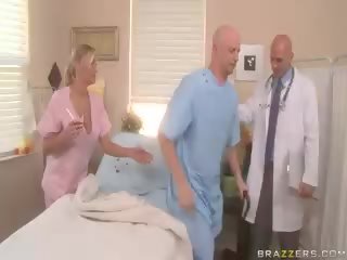 Nurse & specialist Play While Patient's Away