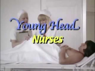 Jeugdig hoofd verpleegkundigen