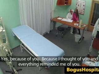 Недосвідчена лікарня divinity cockriding її майстер