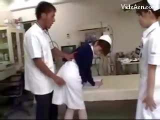 Jururawat mendapat beliau faraj disapu oleh intern dan 2 jururawat di yang surgery